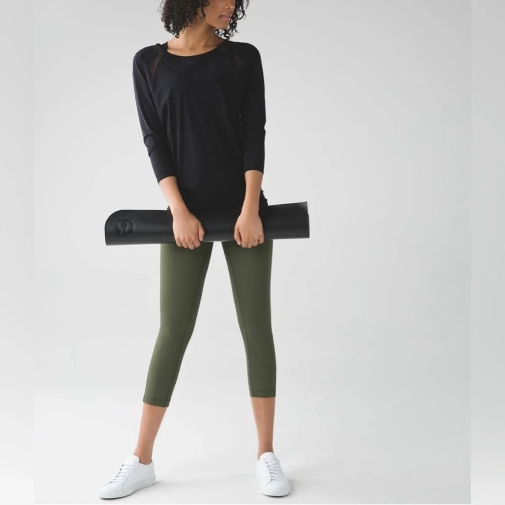 Rare Lululemon Minimalist Crop Leggings Fatigue Green Sz 6 2016 Retired Edition